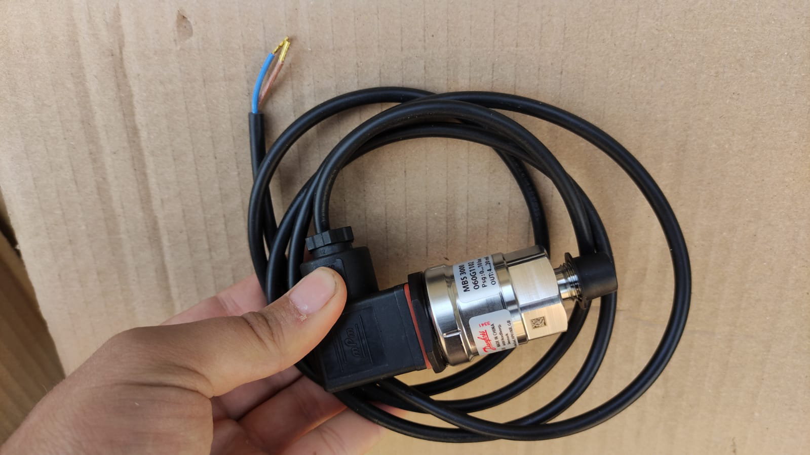 Automatización con transductor de presión y panel de control de una red de riego